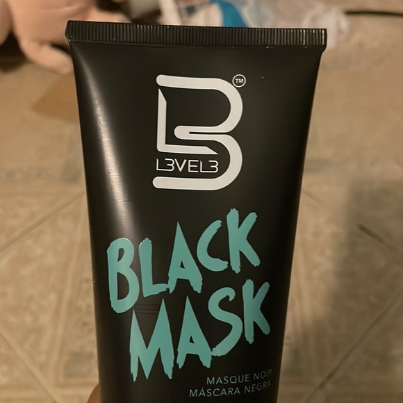 Charcoal Black facial peel off mask - Picture 5 of 5
